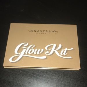 Anastasia Beverly Hills Glow Kit Ultimate Glow